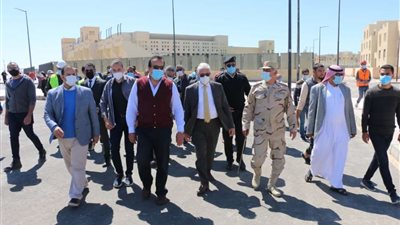 وزير التعليم العالي يتفقد جامعة الملك سلمان الدولية بالطور