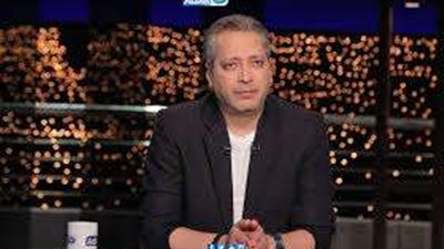 تامر أمين يدعو للعمل من المنزل 