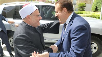 محافظ المنوفية يستقبل وزراء التنمية المحلية والأوقاف ومفتى الجمهورية