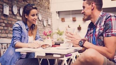 أزهري: يجوز الصداقة بين الرجل و المرأة بالعمل بشرط عدم الطمع