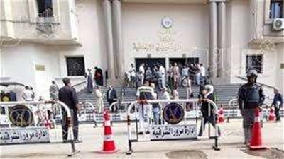 تشديدات أمنية في أولى محاكمات الأم قاتلة طفلها بالشرقية