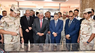 علي مدار يومين.. وزير التعليم العالي يتفقد منشآت جامعة القناة بالإسماعيلية