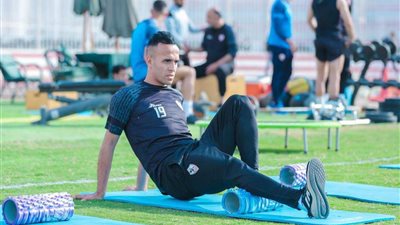 قبل مواجهة فاركو.. ناصر منسي ينتظم في مران الزمالك