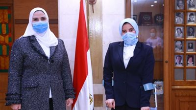 بعد صرف 10 آلاف جنيه.. من هي نعمات التي استقبلتها وزيرة التضامن؟
