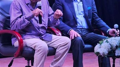 الفنان عمر خيرت يكشف  سبب حبة لآلة البيانو