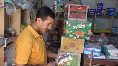 حملات تفتيشية ورقابية على منافذ بيع السلع بالمنيا