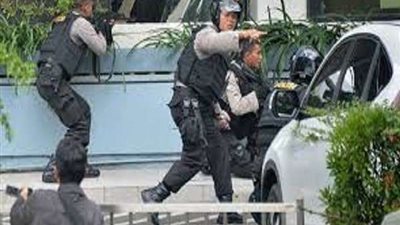 مصرع 27 شخصًا وإصابة 39 فى انقلاب حافلة سياحية بأندونيسيا