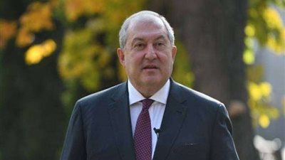 رئيس أرمينيا يرفض تعيين قائد جديد لهيئة أركان الجيش