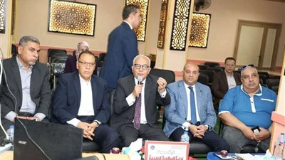 وزير التربية والتعليم  ومحافظ الشرقية يتابعان سير انتظام امتحانات مادة اللغة الأجنبية الثانية للثانوية العامة