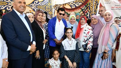 وزير الرياضة يفتتح أكبر مركز تخاطب لـ 