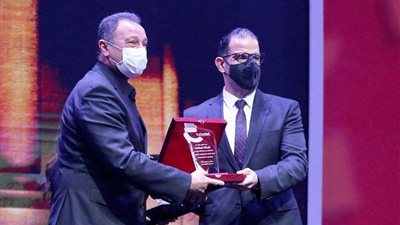 الخطيب ورئيس 