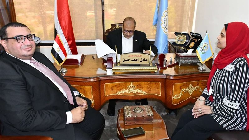 الدكتور عادل حسن