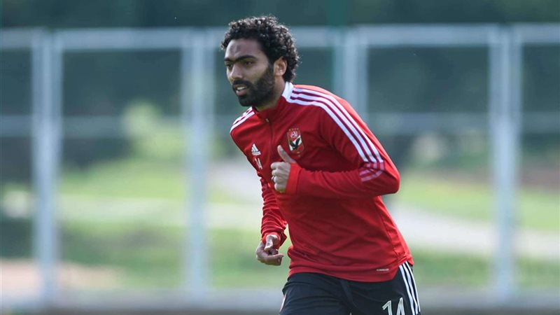 حسين الشحات لاعب