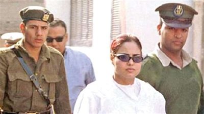 بعد حبسها ١٠ أعوام.. وفاء مكي تثير الجدل في أول ظهور لها (فيديو)