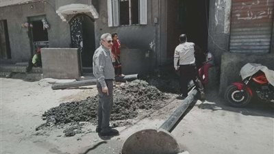 وفد وزارة التنمية المحلية يتابع توصيل المرافق بـ5 مجمعات خدمية بالمنيا