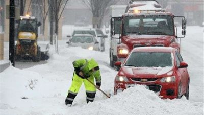 عواصف ثلجية تتسبب في مقتل 3 وإصابة العشرات بإيران
