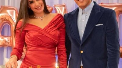 مفاجأة.. ياسمين صبري و أبو هشيمة فى حفل عمرو دياب