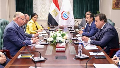 وزير الصحة ومحافظ القاهرة يبحثان إعادة إحياء 