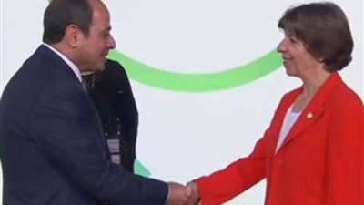 الرئيس السيسي يصل مقر انعقاد القمة الدولية للميثاق بباريس