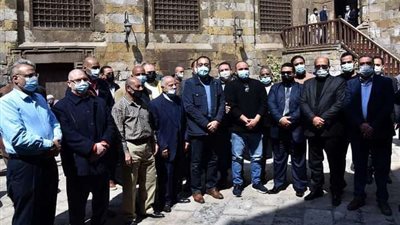 رئيس الوزراء يجري حوارًا مجتمعيًا بشأن تطوير القاهرة التاريخية