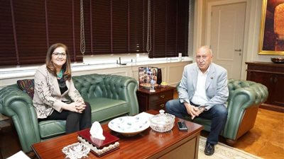 «عثمان» يلتقي بوزيرة التخطيط لبحث اعتماد 139مليون لاستكمال مشروعات اسكان الشباب