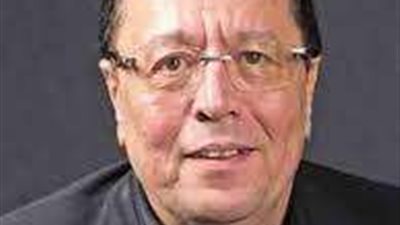 اليوم.. المخرج محمد ياسين ضيف إنجي علي في 