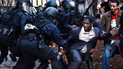 الشرطة الفرنسية تعتقل شابين بتهمة التخطيط لأعمال إرهابية