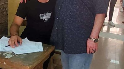 طلاب تجارة المنوفية.. العميد الحنين رزق