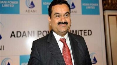 ملياردير هندي يتخطى أغنى أغنياء العالم بثروته