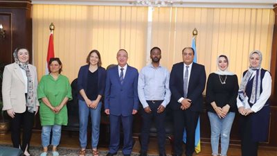 الشريف يجتمع بممثلي التعاون والتنمية لمراجعة سياسات النمو الأخضر