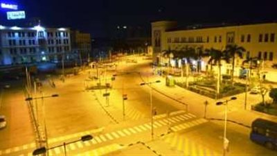 رئيس الوزراء يناقش تطوير المنطقة المحيطة بمحطة سكك حديد رمسيس