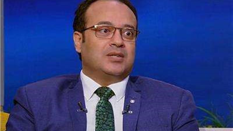 حامد فارس أستاذ العلاقات