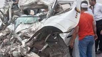 مصرع سائق إثر حادث تصادم سيارتين في حدائق أكتوبر