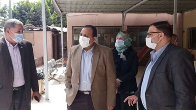 نائب رئيس جامعة بنها يتفقد سير الامتحانات بكليتي التمريض والتربية النوعية