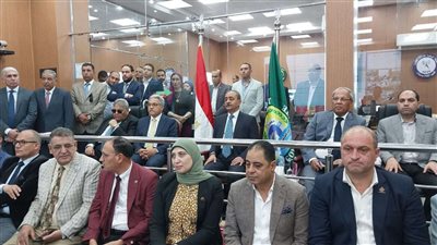 محافظ الإسماعيلية في جولة تفقدية للشبكة الوطنية الموحدة للطوارئ