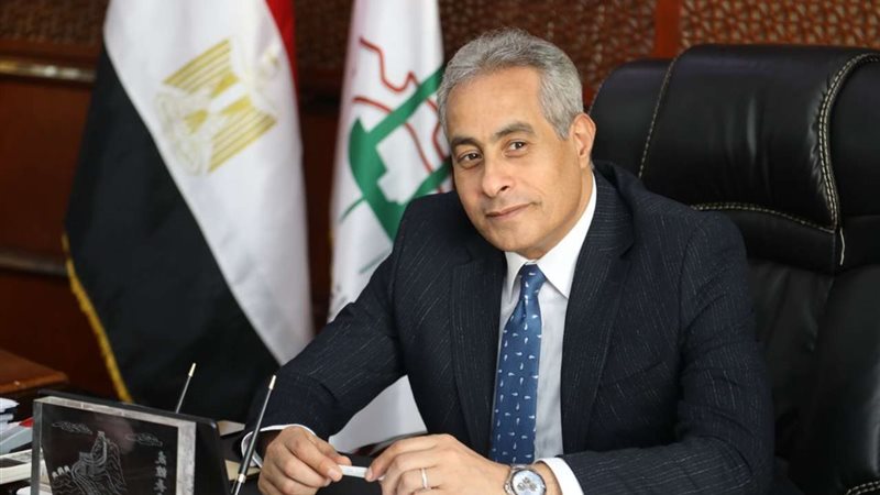 وزير القوى العاملة