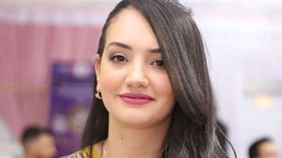 صديقة المغربية بشرى عقبي تكشف أسرار الفيديو المسرب وهوية الرجل الذي ظهر معها !