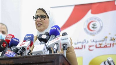 وزيرة الصحة: انضمام الطبيب محمود سامي وزوجة الطبيب أحمد ماضي للعمل بصندوق مخاطر المهن الطبية