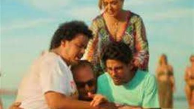 77 ألف جنيه.. إيرادات فيلم شوجر دادي بدور السينما في يوم واحد