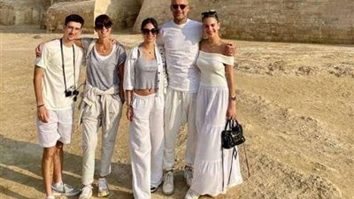 جوارديولا يبدأ رحلته في أسوان بعد الأهرامات والأقصر