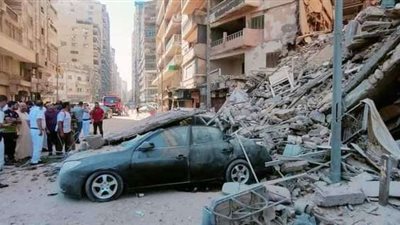 عدد الضحايا غير معلوم ..سكان عقار ميامي المنهار من مصطافين الإسكندرية