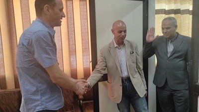 وكيل وزارة الصحة بالشرقية يهنئ العاملين بديوان المديرية بعيد الأضحى