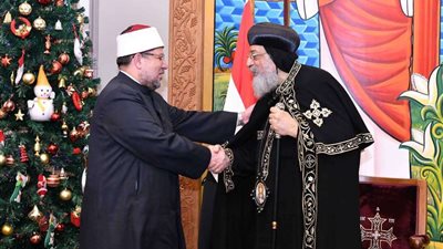 البابا تواضروس يهنئ وزير الأوقاف بعيد الأضحى المبارك