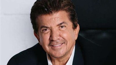 وليد توفيق يروج لأغنيته الجديدة 