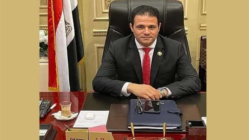 النائب حازم عويان