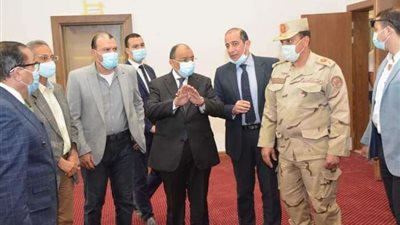 وزير التنمية المحلية يتفقد مبنى الوزارة بالحى الحكومي في العاصمة الإدارية الجديدة