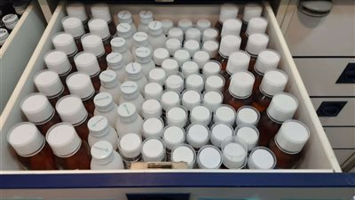 البحيرة.. العيادة المتنقلة أمام شاطئ إدكو تؤدي أعمالها الطبية