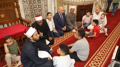 محافظ المنوفية يؤدى صلاة عيد الأضحى بمسجد الرؤوف الرحيم