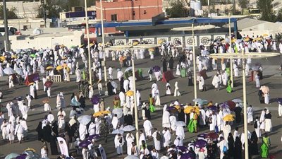 خطيب يوم عرفات: اتقوا الله وتوبوا إليه وتمسكوا بحدوده وابتعدوا عن نواهيه