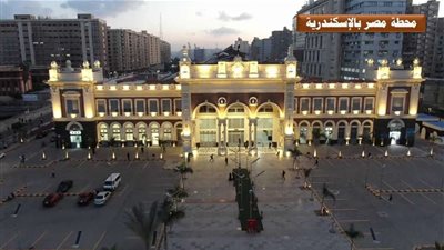 النقل تستعرض مشروعات السكة الحديد خلال 9 سنوات